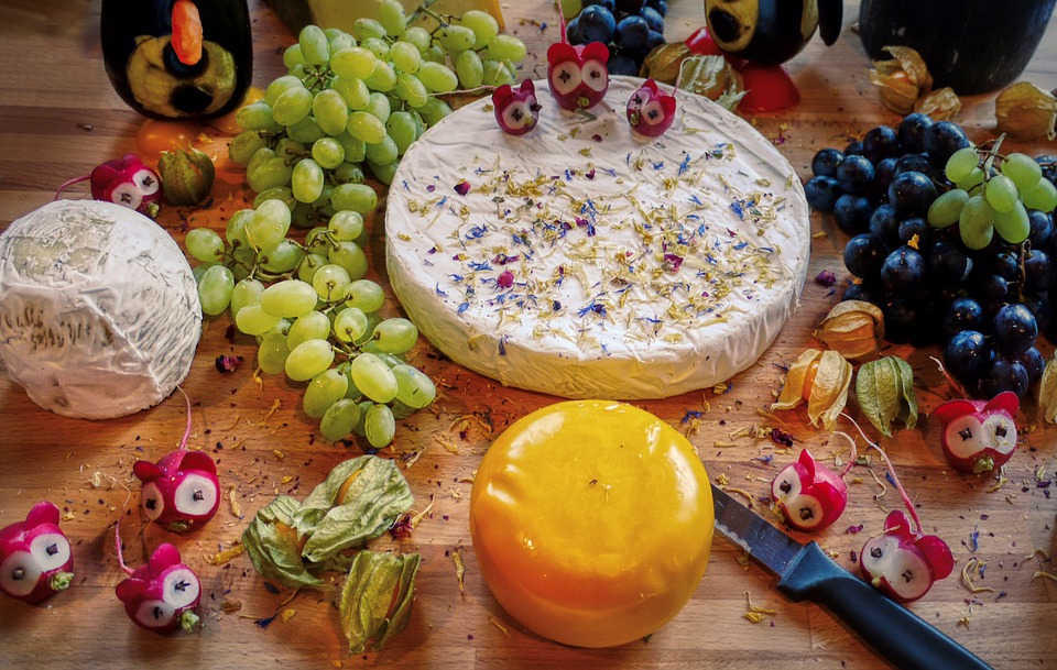 Popular Semi Soft Cheese You Should Try Popular Semi Soft Cheese You Should Try